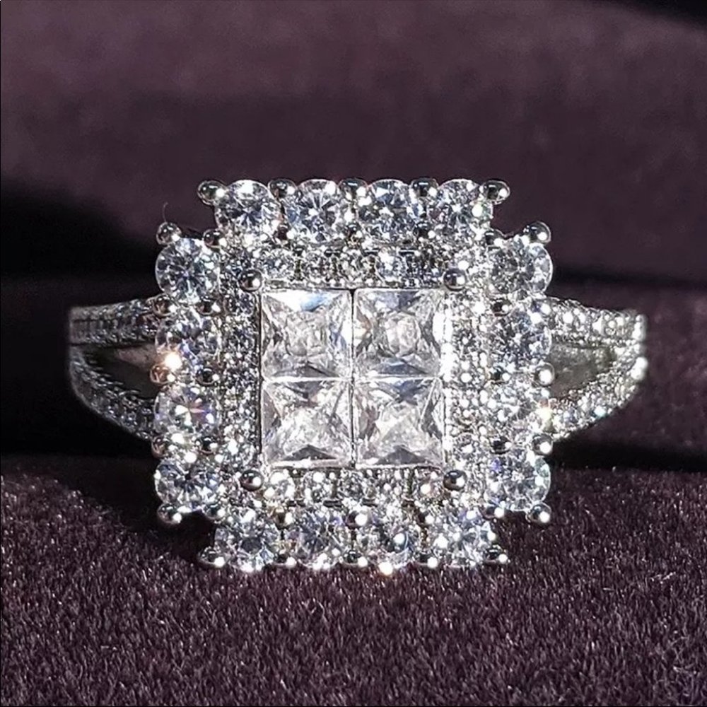 2.57ct Princess Cut Diamond Engagement new Ring - Picture 2 of 7